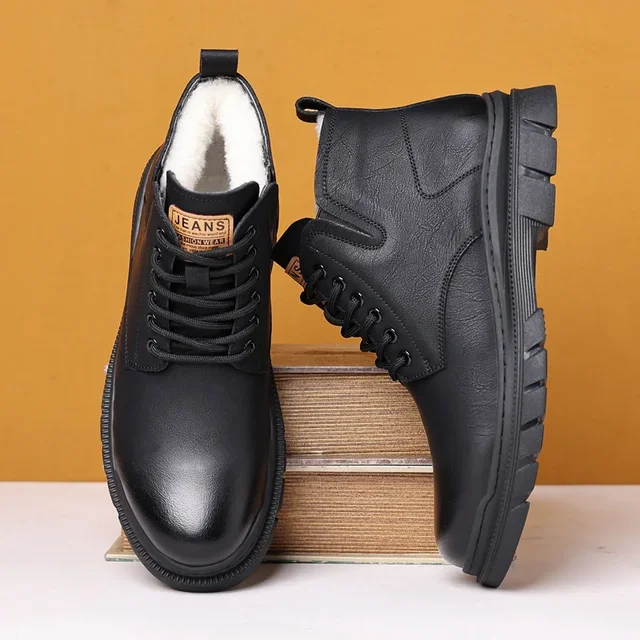 Bota Masculina de Inverno em Couro