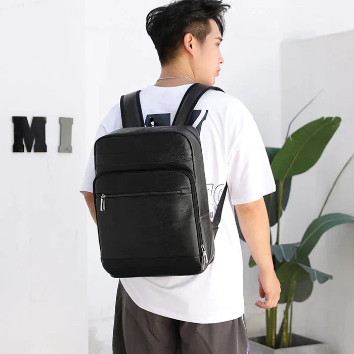 Mochila Masculina em Couro